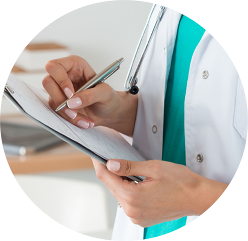 sports injuries phoenix - person with pen on a notepad