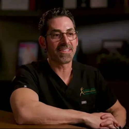 Regenerative Medicine for Chronic Pain: Understanding PRP at Desert Spine and Sports Physicians