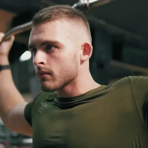 Shoulder Pain? Understanding Rotator Cuff Injuries & Treatment Options